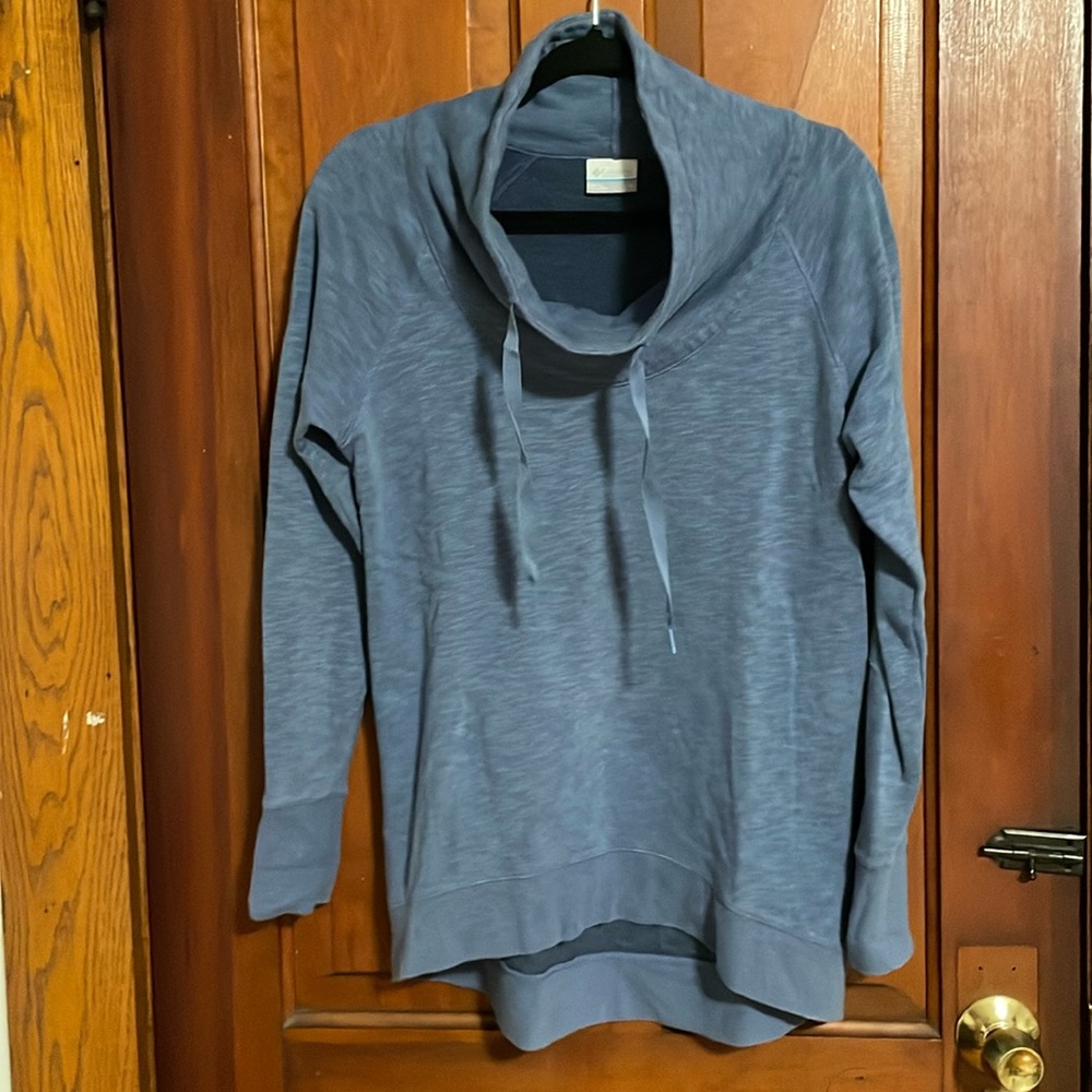 W’s Columbia Cowl Neck, size M